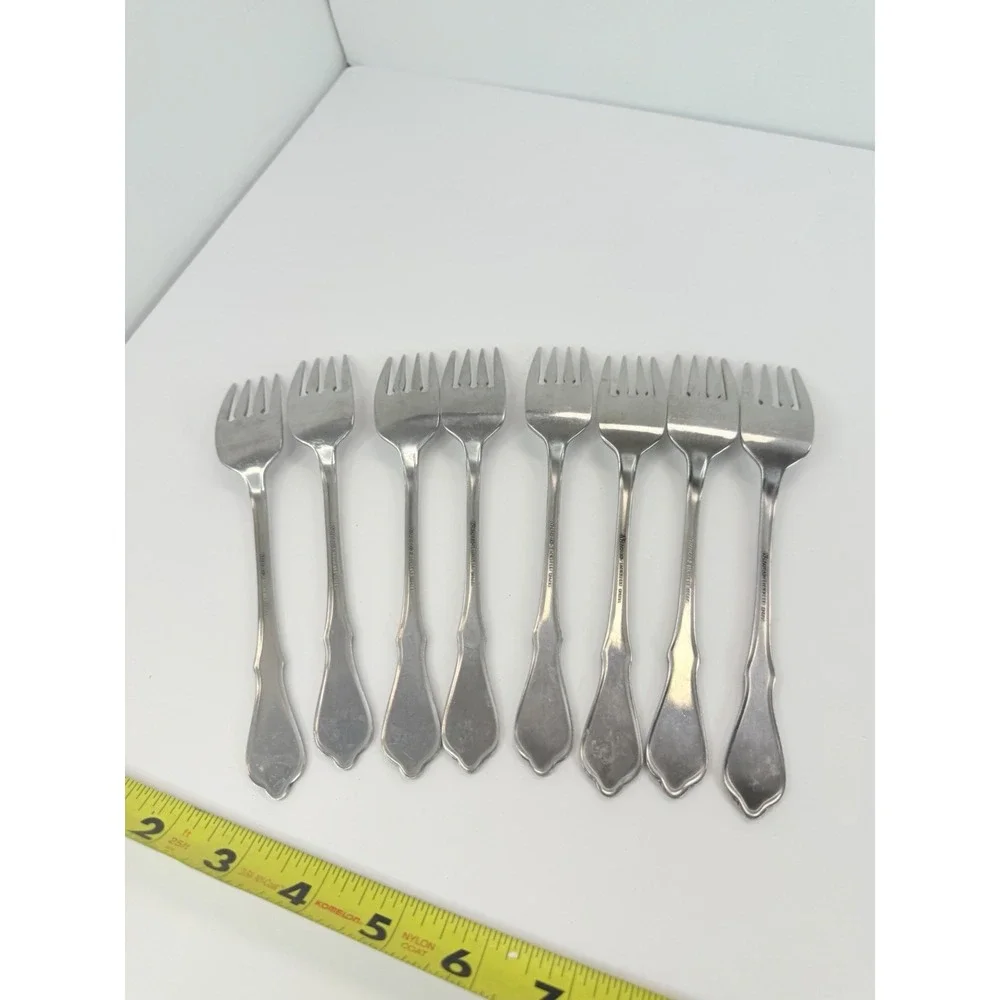 Oneida Northland Evening Star Stainless Flatware SALAD Forks Set Lot Of 8